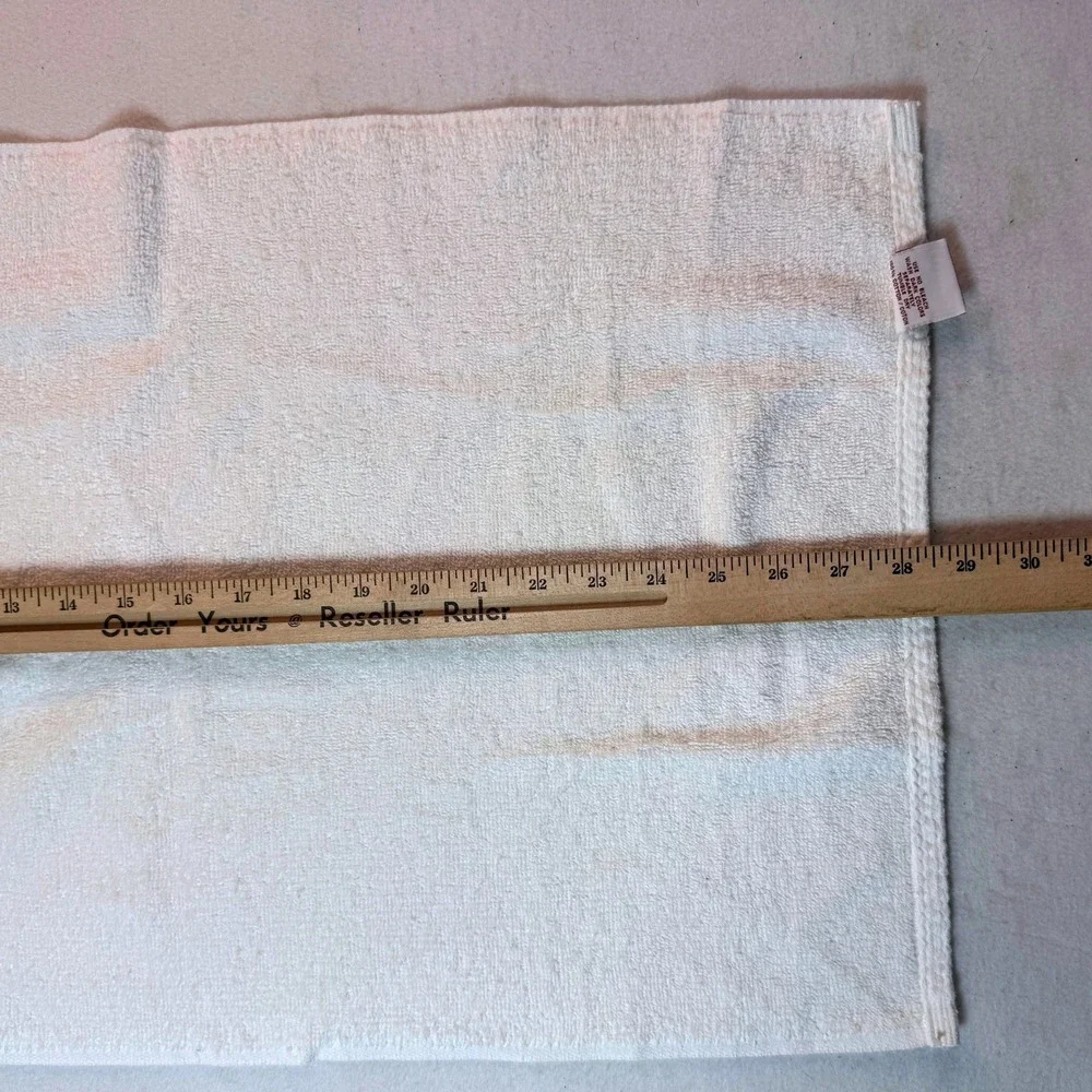 Vintage 1978 Avanti Collection Hand Towel Floral Ruffle Cottage Grandmillennial